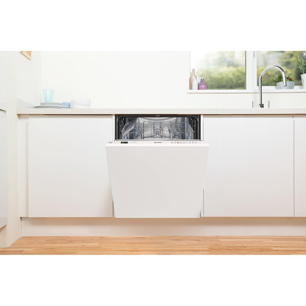 Indesit D2I HD526  UK Integrated 60cm Dishwasher - D2IHD526UK
