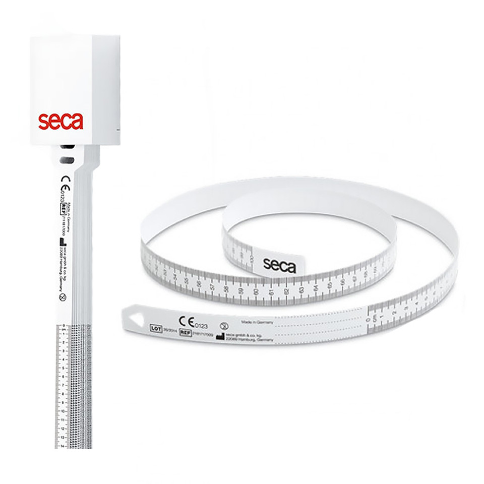 A Seca 218 Disposable Measuring Tape (500 Tapes) + Wall Dispenser for medical professionals