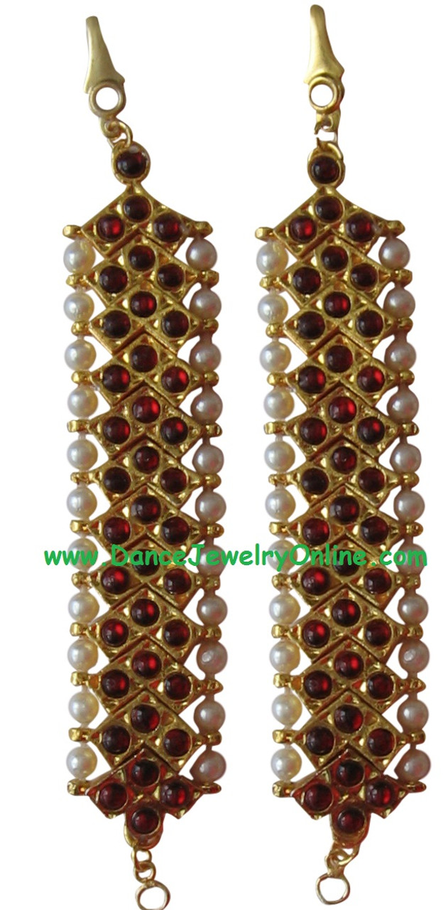 bharatanatyam jewellery Brass Gold-plated Red, Green, White Jewellery Set  Price in India - Buy bharatanatyam jewellery Brass Gold-plated Red, Green,  White Jewellery Set Online at Best Prices in India | Flipkart.com