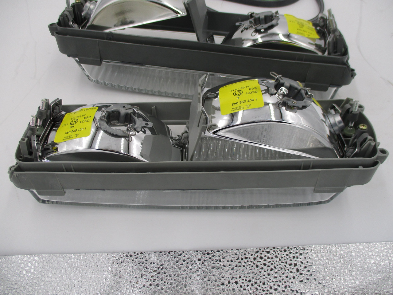 Fog Light Lens Pair European 944 Turbo 944S2 944online