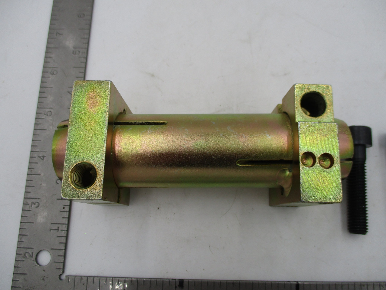 coupling between trans and torque tube 80 to 91 924 924s 944 951