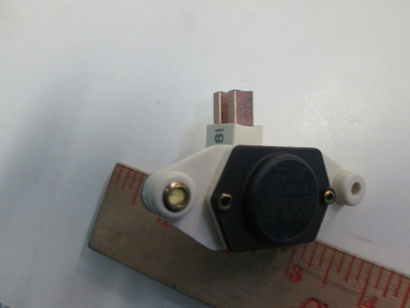 928 Voltage regulator