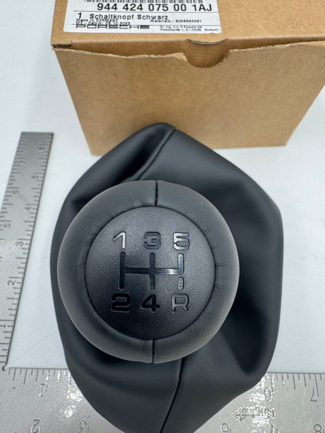 Shift Boot Assembly 944-951-944s2 85/2 to 91 07500 944online