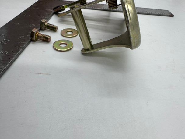 Upper hood lock all 968