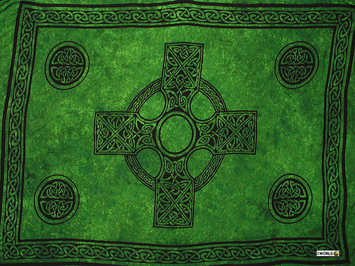 Celtic Sarong, "Celtic Cross 2" Emerald Green