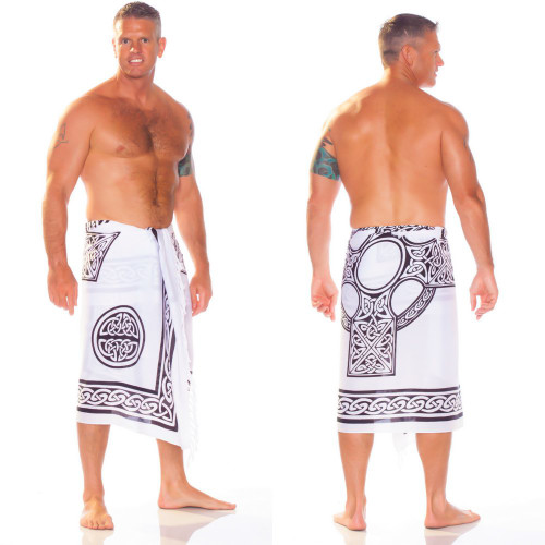 Celtic Mens Sarong in Celtic Cross 2 Black / White