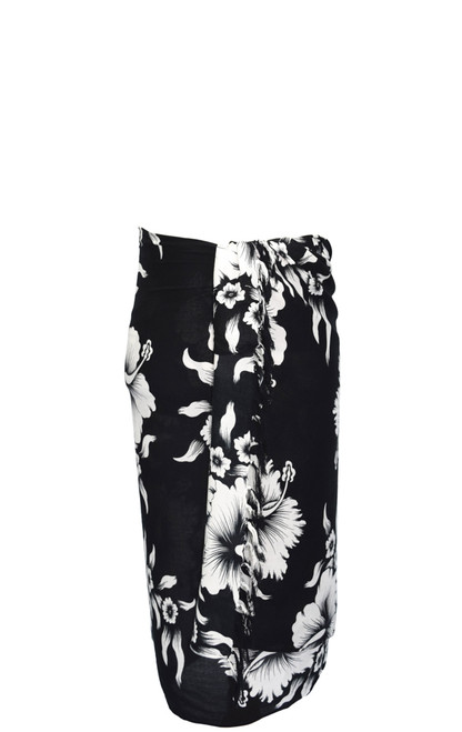 Sarong for Men Hanalei Floral Sarong in Black/White