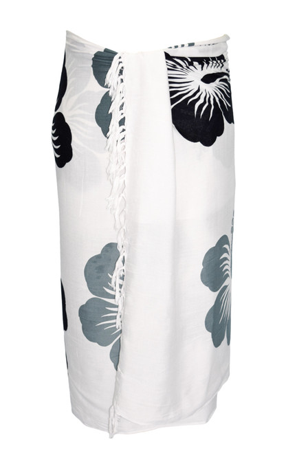 Sarong for Men Hawaiian Sarong in White with Black/Gray Flowers