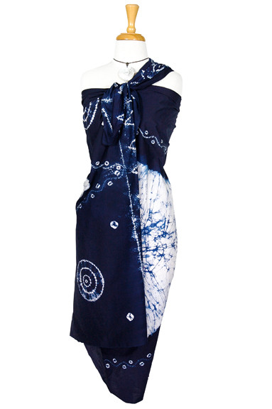 Batik Top Quality Sarong in Tie-Dye Navy Blue