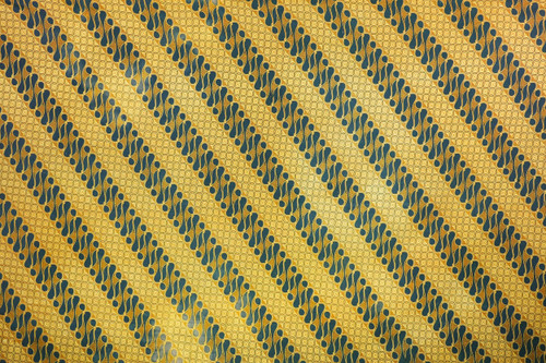 TRADITIONAL FRINGELESS COTTON SARONG - SJ-227