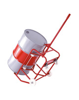 Soporte móvil rojo con ruedas para transportar tambores sostieniendo un bidón gris con una franja roja sobre fondo blanco.