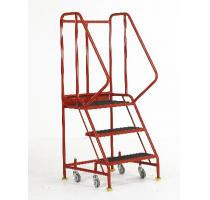 Mobile Steps 3 Tread with Retracting Castors