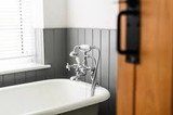 The Top 2 Things to Consider When Selecting Your Bathtub