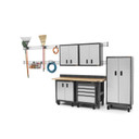 Gladiator® 6' (182.9 cm) Wide 9-Outlet Workbench Powerstrip GAAC68PSDG