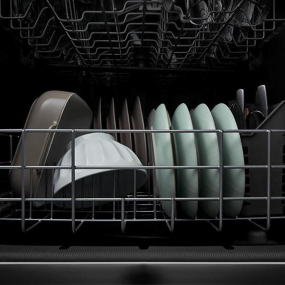 Whirlpool® 51 dBA Quiet Dishwasher with 3rd Rack WDT730HAMZ