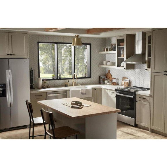 Whirlpool® 24” Stainless Steel Dishwasher with AI Intelligent Wash and Tall Top Rack WDT740SALZ