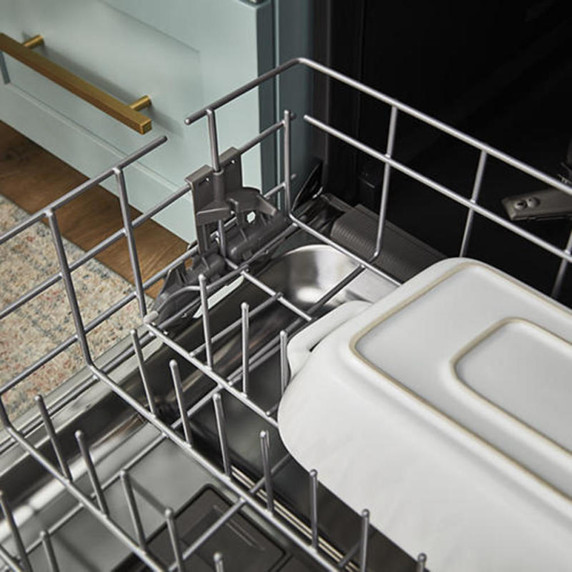 Whirlpool® 51 dBA Quiet Dishwasher with 3rd Rack and Pocket Handle WDP730HAMZ