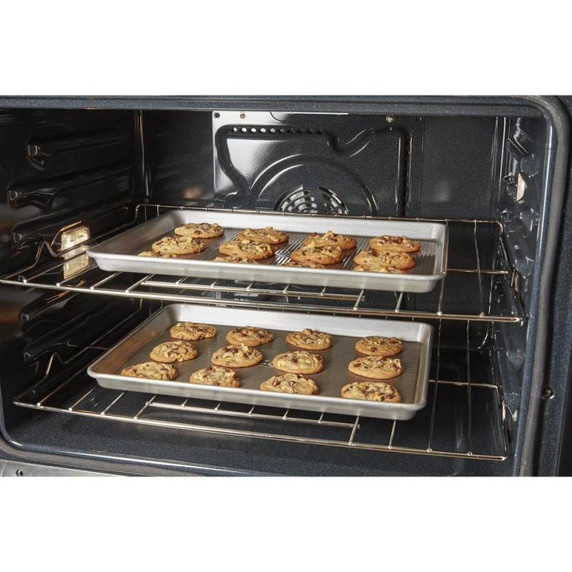 Whirlpool® 4.3 Cu. Ft. Single Wall Oven with Air Fry When Connected WOES5027LW