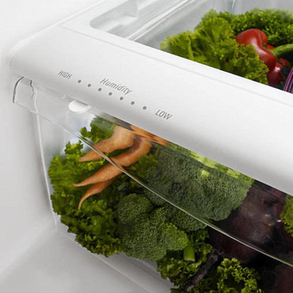 Amana® 33-inch Wide Amana® Bottom-Freezer Refrigerator with EasyFreezer™ Pull-Out Drawer − 22 cu. ft. Capacity ABB2224BRM