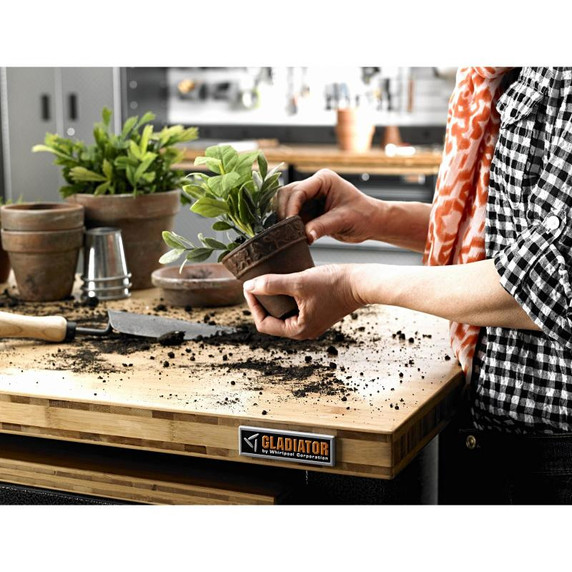 Gladiator® GearWall® Panel Base Board (4-Pack) GAWT08BTTM