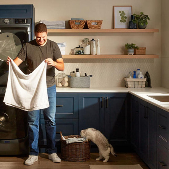 Maytag® Smart Pet Pro Front Load Washer - 5.8 CU. FT. (I.E.C.) MFW7020RF