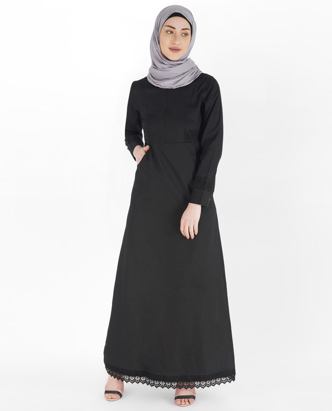 Midnight Black Laced Edge Abaya