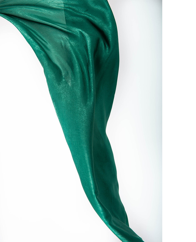 Parasailing Premium Crushed Velvet Silk Maxi Hijab