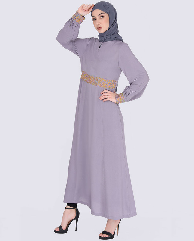 Misty cloud embroidered abaya