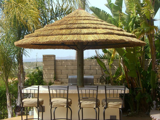 Amazulu Inc. Mexican Straw Roof Palm Thatch – 7ft Diameter Umbrella Cover, Natural Grass Tiki Roof, Outdoor Patio Shade Cape.
