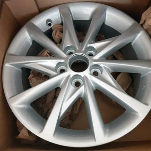 17" Toyota Prius oem wheel Used Silver alloy stock rim 69601
