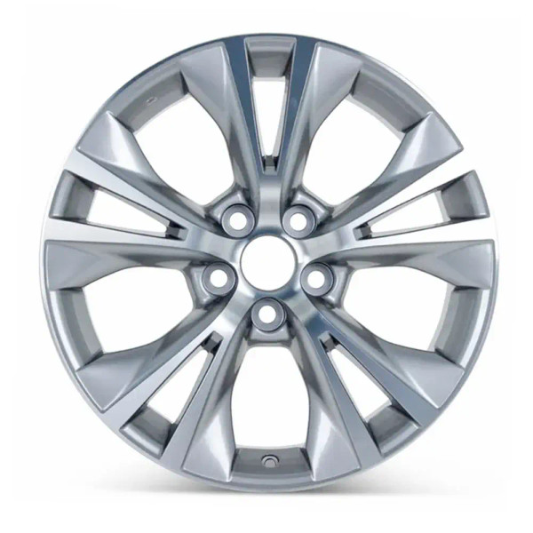 Front view of a 18x7.5 replica wheel replacement for Toyota Highlander rim 426110E260