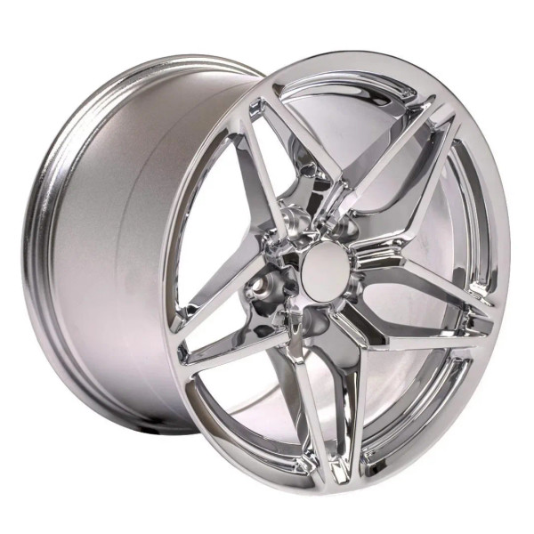 Angle view of a 17x11 Chrome replica wheel replacement CV31 for Chevy Camaro rims 9508979
