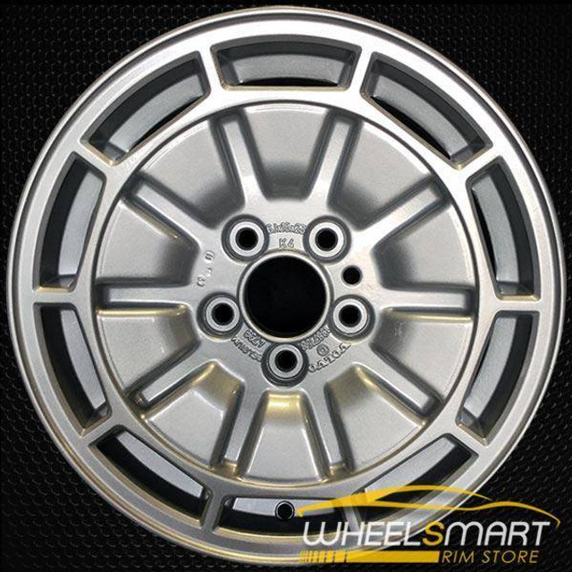 15" Volvo 740 OEM wheel 1985-1990 Silver alloy stock rim ALY70157U10