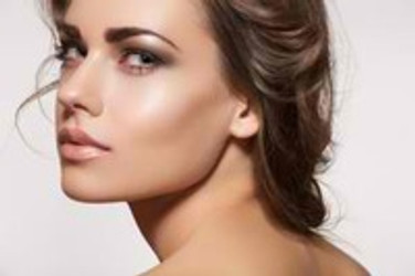 EASILY REMOVE UNWANTED HAIR WITH EMJOI