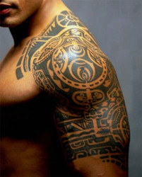 WAYS IN KEEPING YOUR TATTOO DESIGN LOOKING NEW