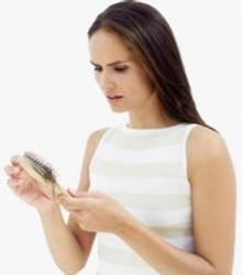 TOP 5 REASONS WHY YOU ARE LOSING HAIR