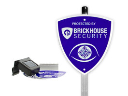 BrickHouse Security Deluxe Yard Sign & Wunder Light Bundle