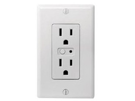 Z-Wave Wall Mounted Outlet