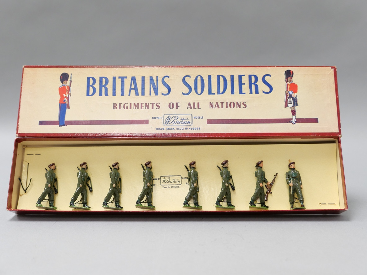 W Britain #2010 Airborne Infantry 