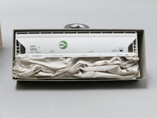 Accurail Trains HO Scale 3369 Soo Line 3-Bay Covered Hopper Kit USA
