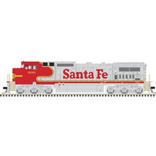 Atlas HO 10004493 Dash 8-40CW Silver Santa Fe #900