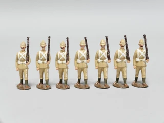 British Line Infantry Marching at Slope 1890 54mm Rolf W. Nelson Toy Soldiers