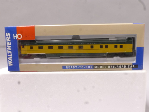 Walthers Mainline 932-6743 Pullman-Standard 10-5 Sleeper CNW (Early Scheme)