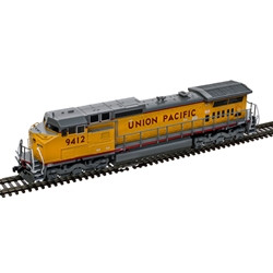 Atlas Master N 40005846 Dash 8-40CW Silver Union Pacific #9439