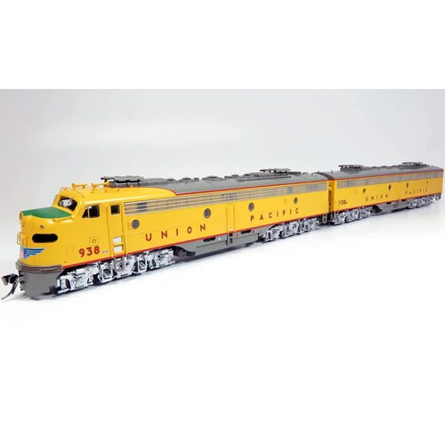 Rapido Trains 028040 HO EMD E8A + E8B (DC/Silent) Union Pacific: #938 + #938B