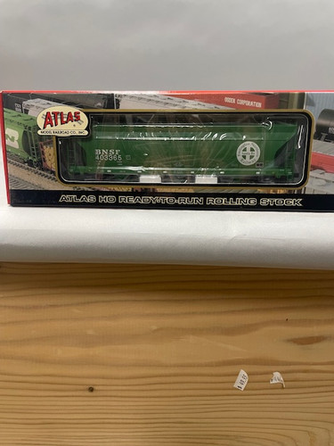 Atlas HO #1409-2 ACF 4650 3-Bay Centerflow Hopper BNSF (GREEN) #403365