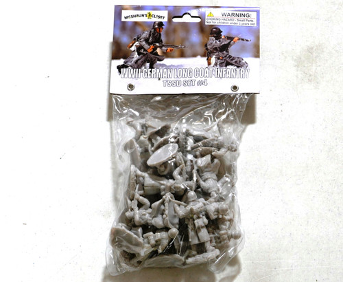 TSSD Toy Soldiers Of San Diego WWII Long Coat German Infantry Set 4 Light Gray