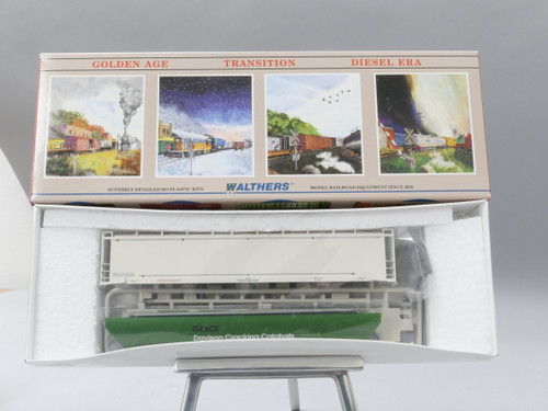 Walthers Kit 932-5803 PD Covered Hopper Grace #550421