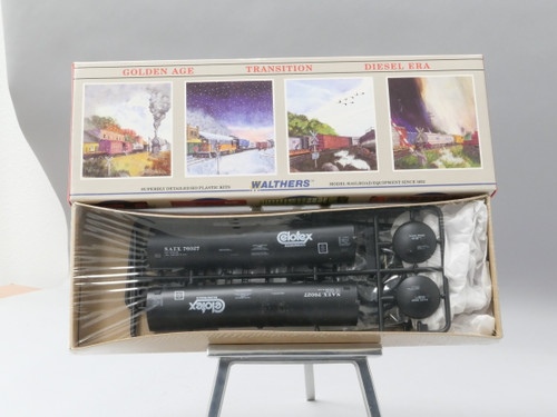 Walthers Kit 932-5202 54' Tank Car Celotex NATX #76027