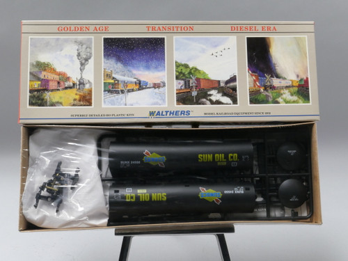 Walthers Kit 932-5208 54' Tank Car Sunoco 24550